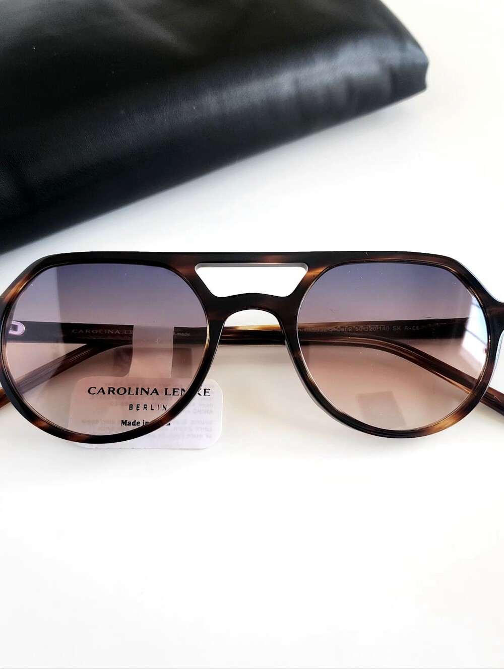 New Unisex Carolina Lemke Berlin Calm Demi Stripe Pilot Sunglasses w/Luxury Case